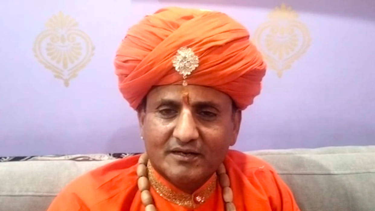 Opposition to telling mistakes of Hanuman Chalisa, claims - what is being read is correct