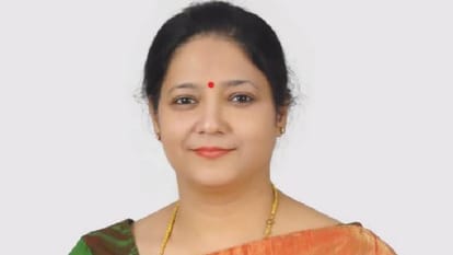 UP Nikay Chunav: Vandana, Kajal, Fatima to Ajay and Seema, story of Mayor candidates of samajwadi party