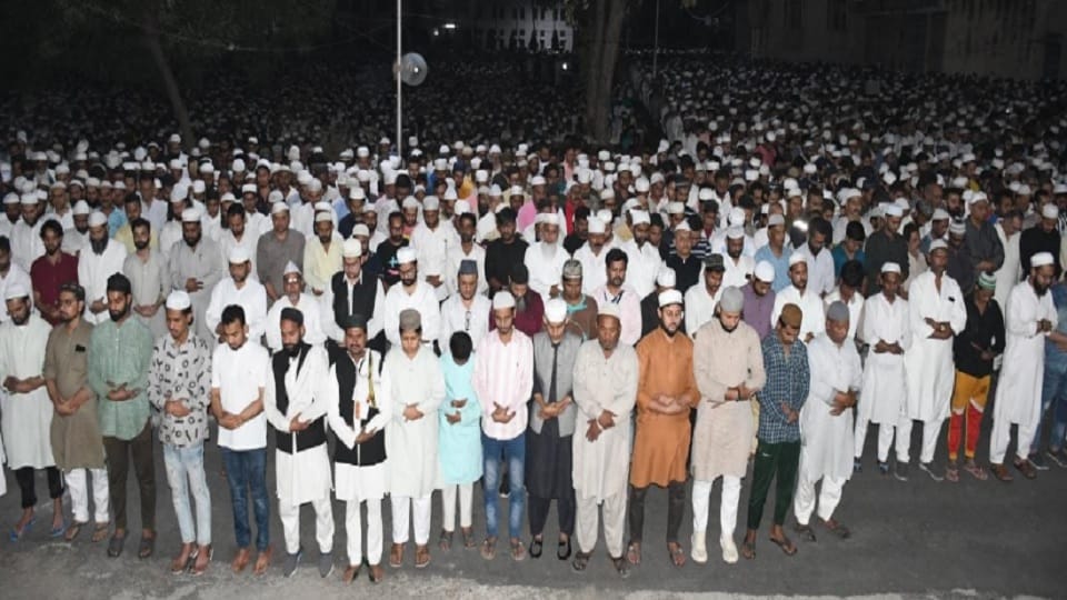 Maulana Rabe Hasni Nadvi passed away at the age of 94