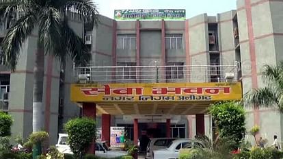 अलीगढ़ नगर निगम: 130 बरस में नगर पालिका से निगम तक का सफर, इतने सालों में सिर्फ दो महिलाएं बनीं महापौर Aligarh Municipal Corporation Journey from municipality to corporation in 130 years