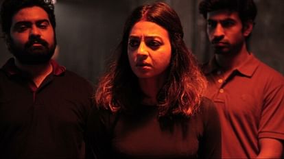 Mrs Undercover Movie Review in Hindi by Pankaj Shukla Anushree Mehta Radhika Apte Sumeet Vyas Zee5 Kolkata