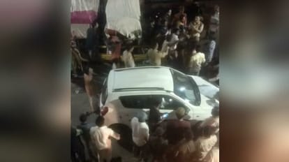 Roorkee news: People fight with police during catch bookie