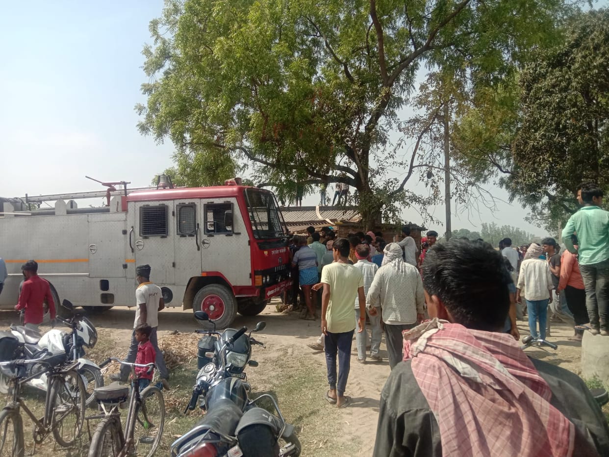 Daughter wedding Item burnt in fire along with household in azamgarh house fire