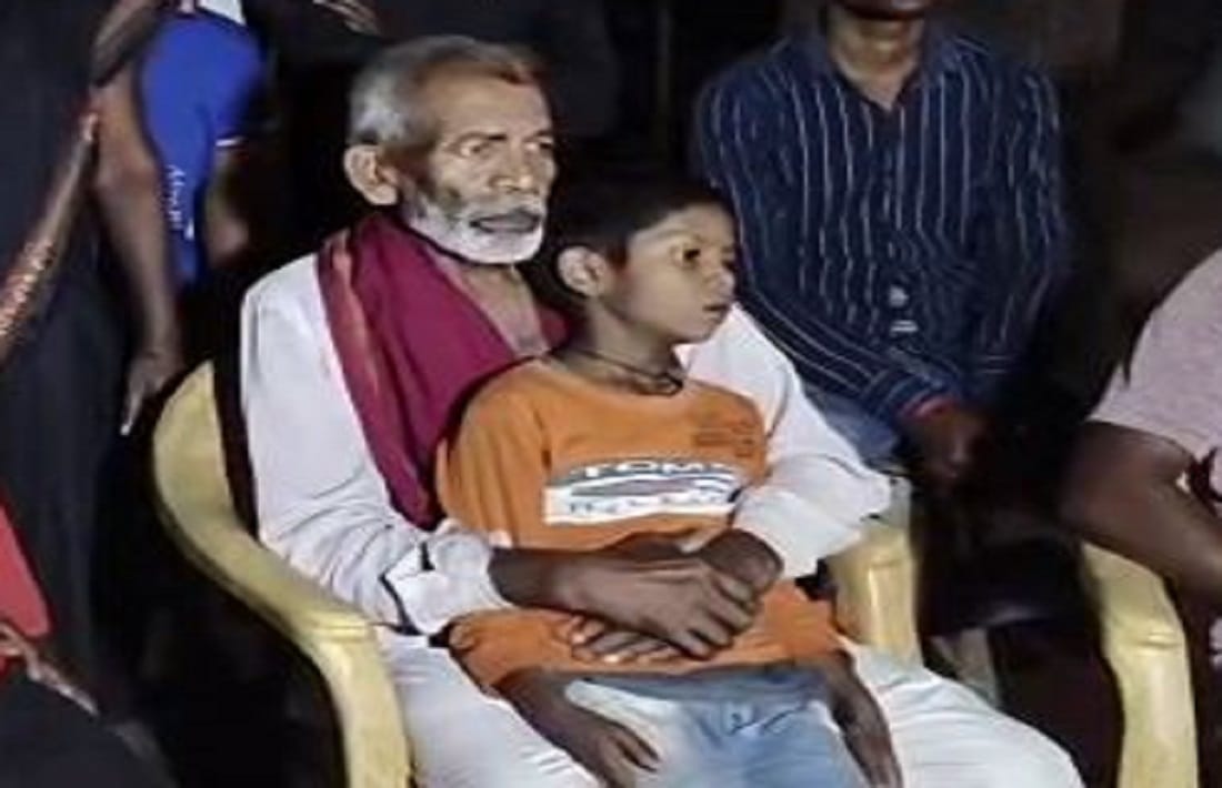 Asad Encounter Martyr gunner family happy in azamgarh said Atiq Ansari should be Ended