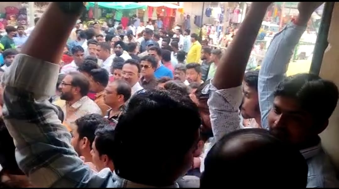 Indore hindu Muslim issue sarafa thana women female case