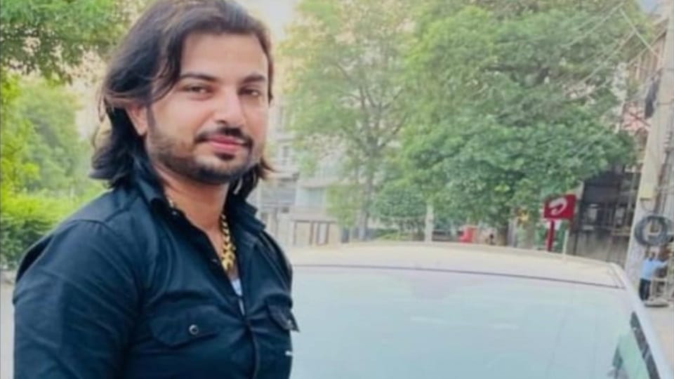 Murder In Tihar Jail Prince Tewatia become a criminal by killing father enemy joined lived in live in 2015