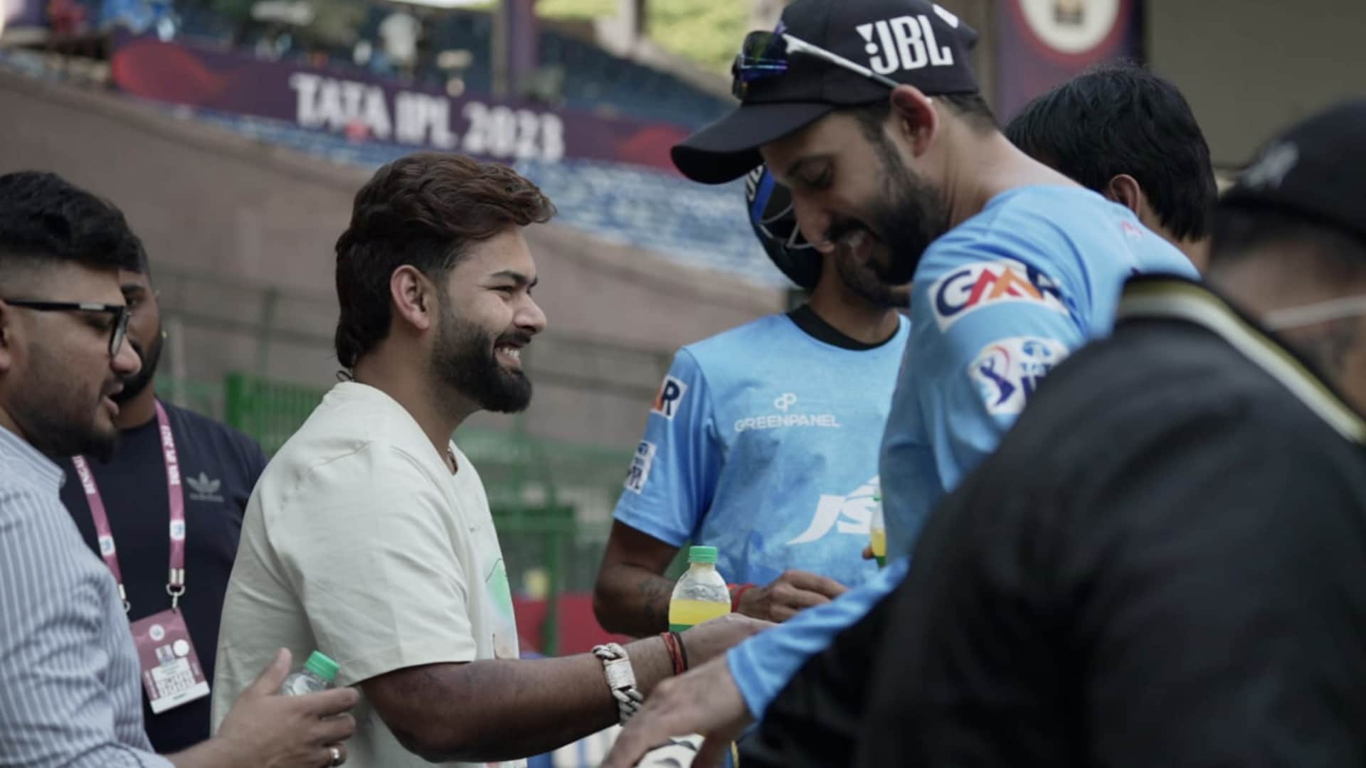 IPL 2023 Rishabh Pant in Bengaluru to boosts players spirits in training session before Delhi vs RCB Match