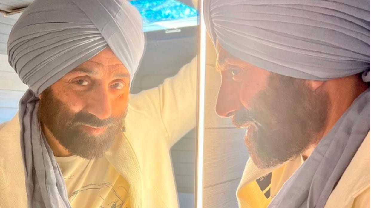 gadar 2 star sunny deol shares his photo on social media see fans reaction on picture