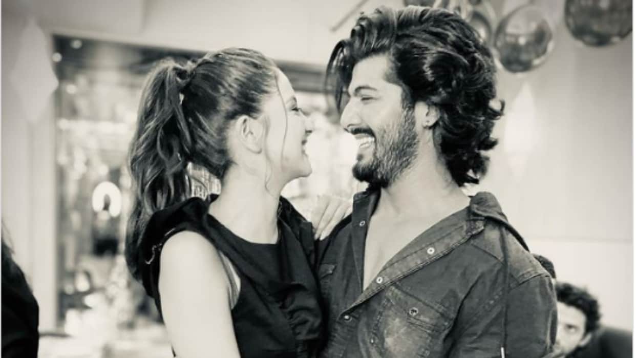 Sheezan Khan shares unseen picture with Tunisha Sharma writes feelings in a poem tujhe khone ka gham See post