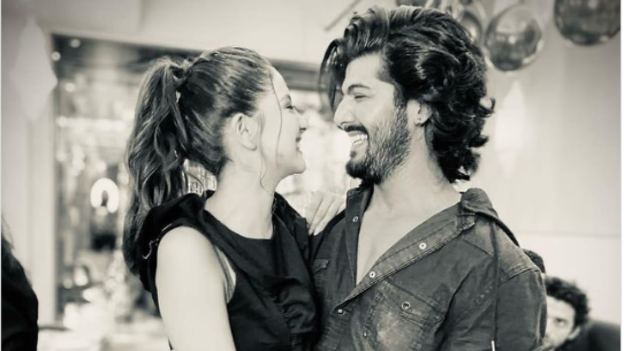 Sheezan Khan Post on Tunisha Sharma Death Anniversary Chand Jalne Laga actor Cryptic Note viral social media
