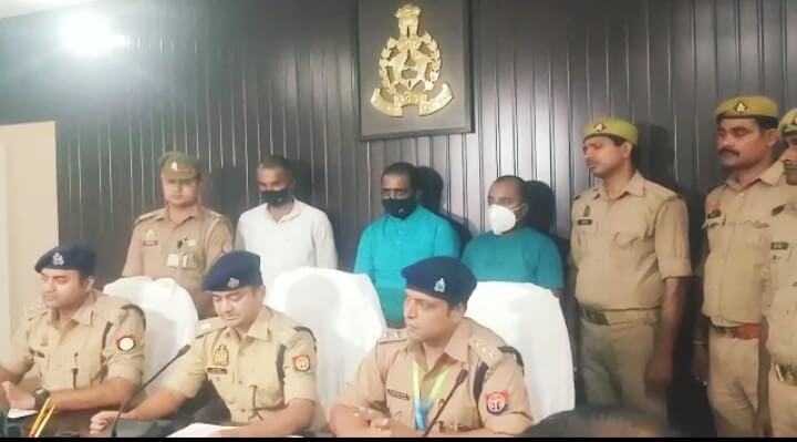 Three smugglers arrested with 114 kg ganja in Lohta varanasi police raid