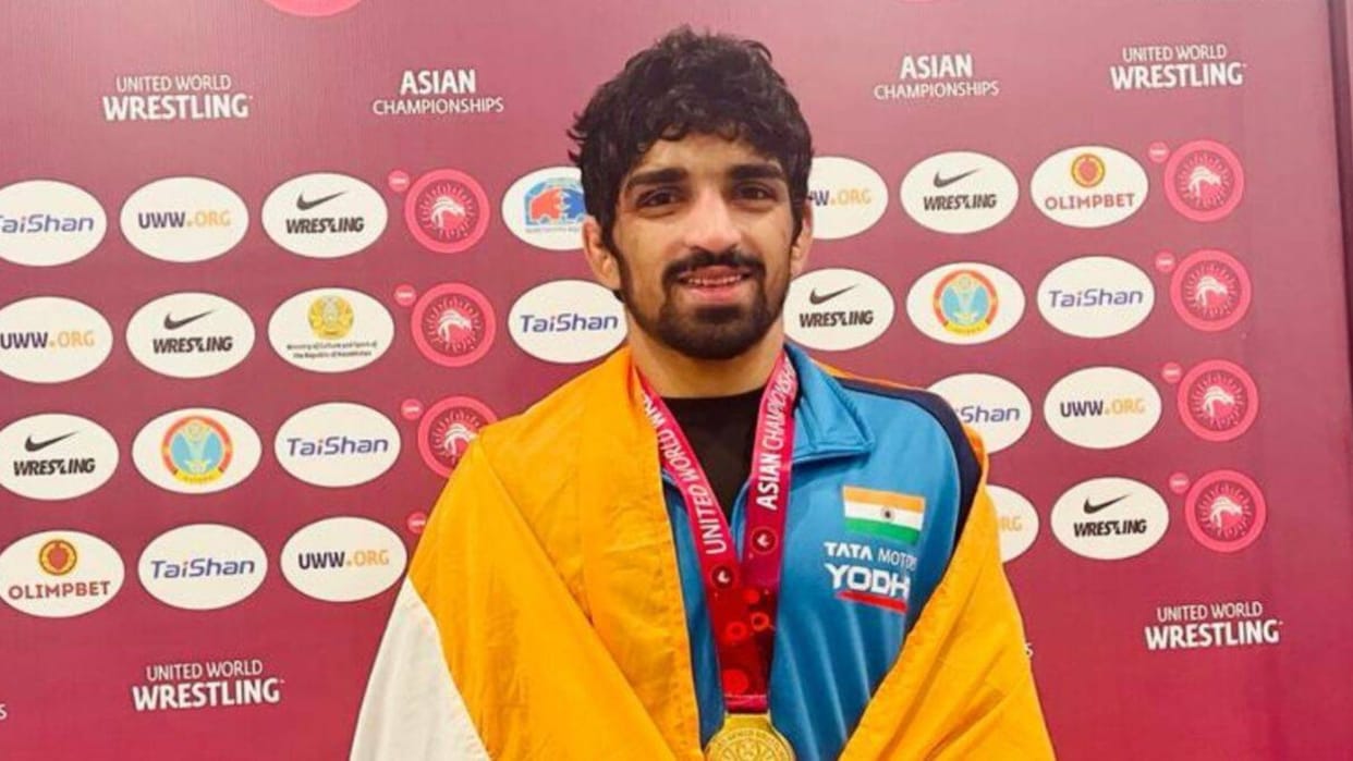 Wrestling: Lost parents in childhood, despite poor financial condition Aman Sehrawat won gold medal for India