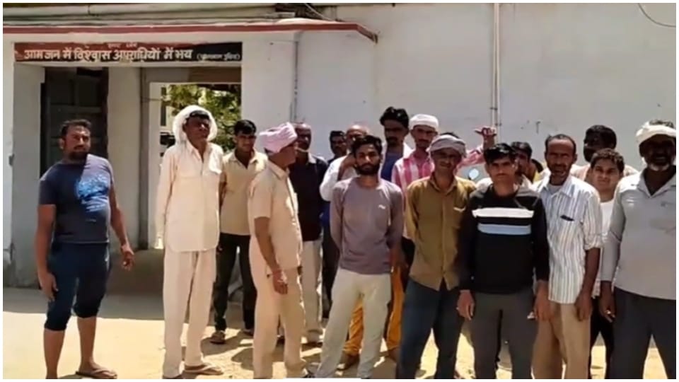 Young man forcibly abducted the girl in Jhunjhunu relatives demanded action Rajasthan Hindi News