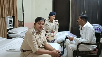Bihar: पटना के होटल में बैंक मैनेजर की मिली लाश, शव के साथ मिला सुसाइड नोट बिहार: पटना के होटल में मिला बैंक मैनेजर का शव, शव के साथ मिला सुसाइड नोट