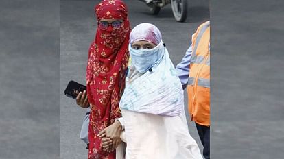 Weather in UP: यूपी के कई जिलों के लिए यलो अलर्ट जारी, अगले दो दिनों में बदलेगा मौसम Rain and thunder in many districts in Uttar Pradesh.