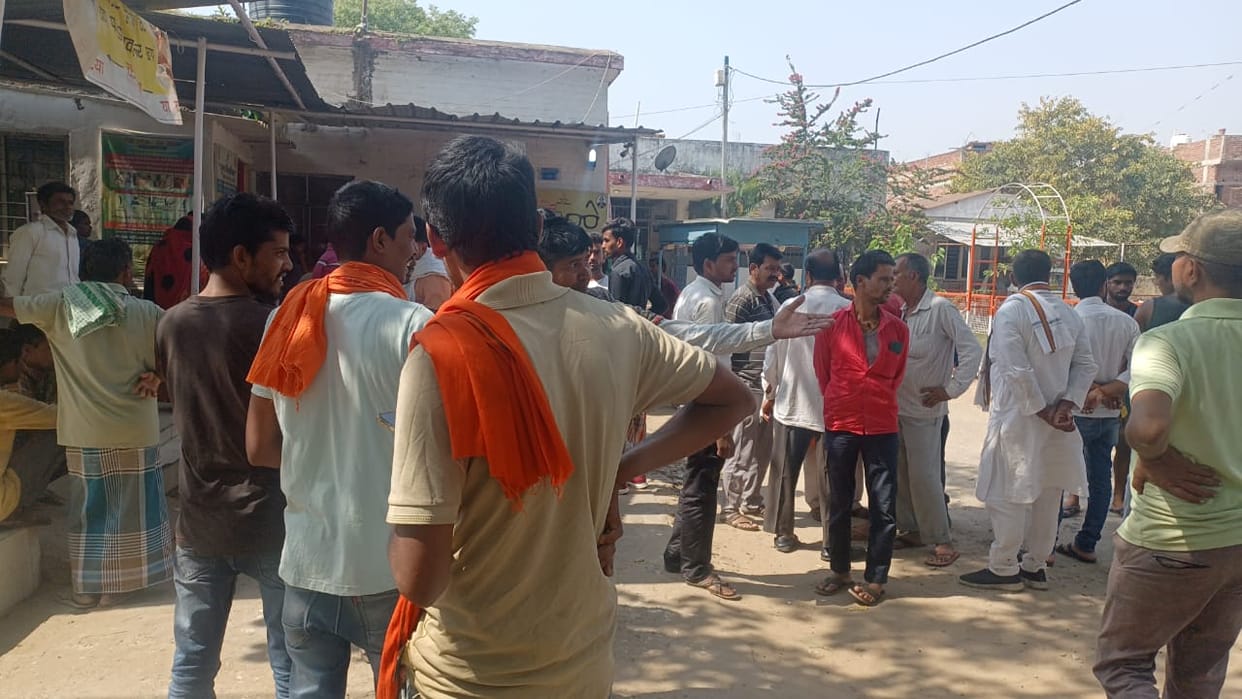 Bihar: A businessman was beaten to death in a land dispute in Aurangabad, condition of three critical