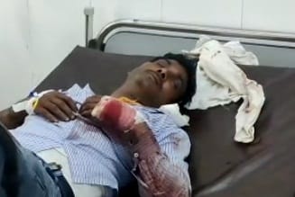 Kannauj road accident, accident due to drivers nap, shadow of parents raised from the head of four children