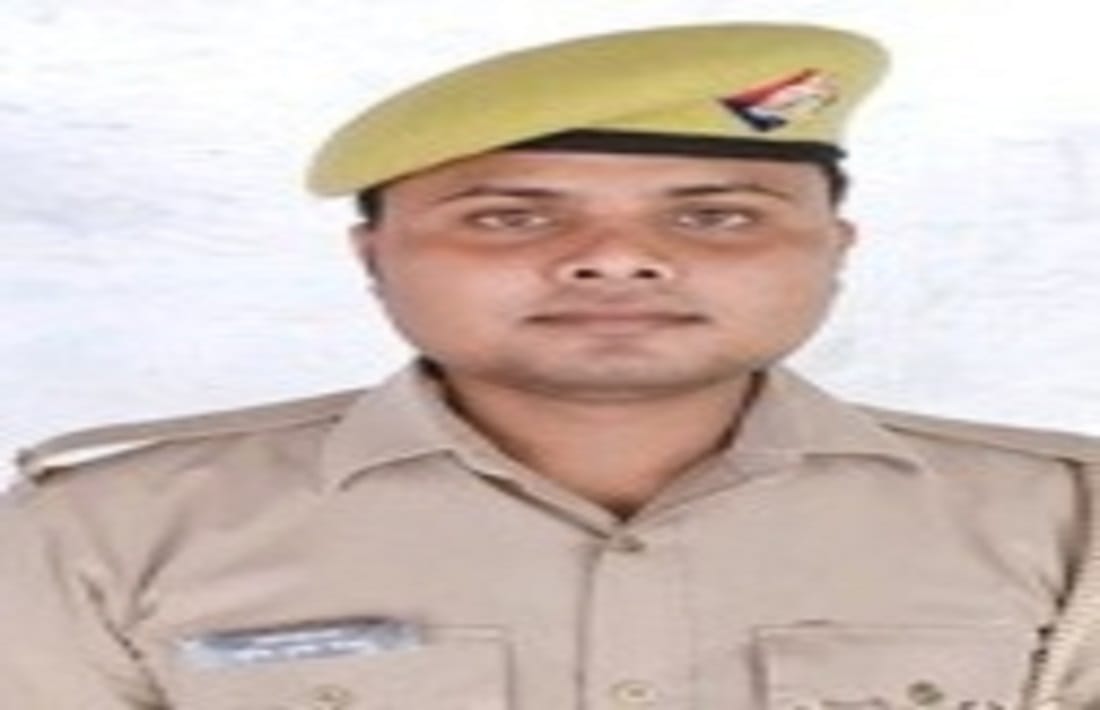 Constable died due to heart attack who posted at Mirzapur SP bungalow