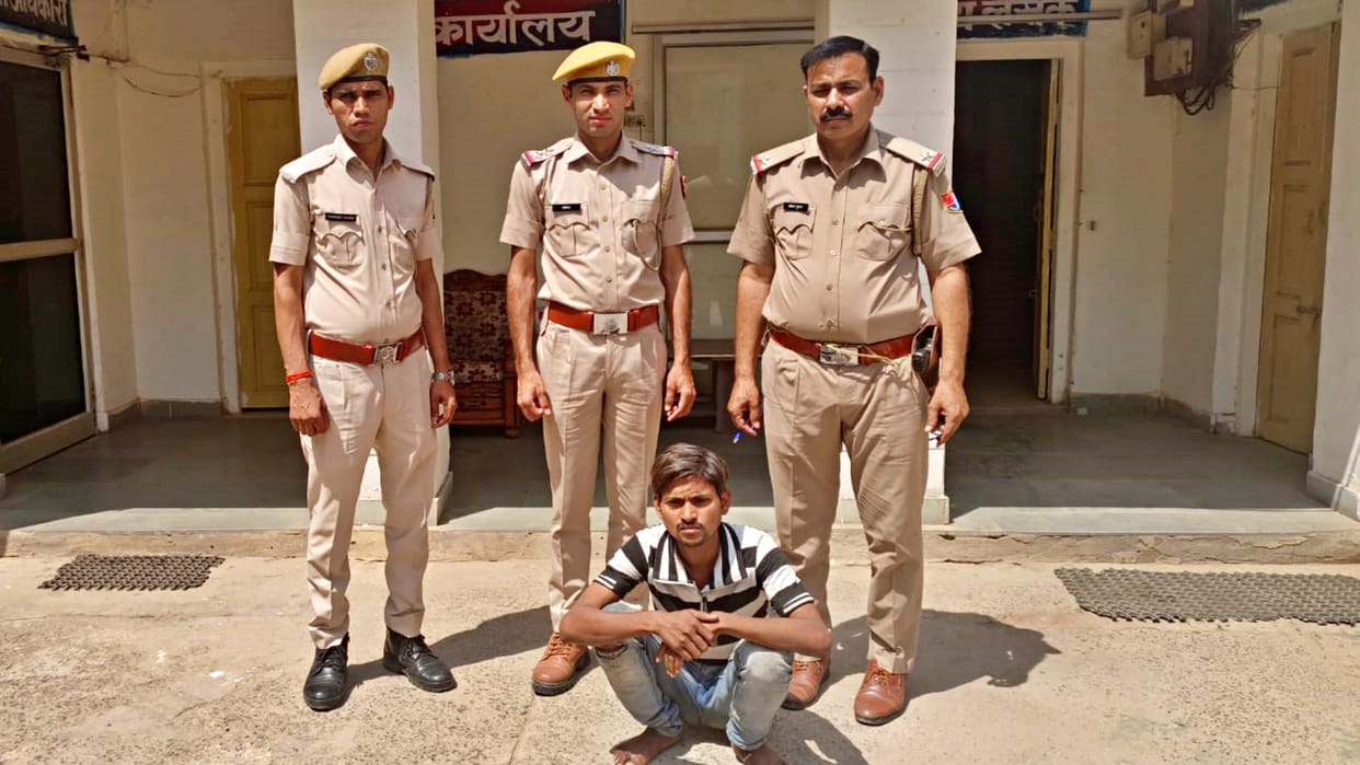 Accused of theft in grocery shop in old city of Dholpur arrested