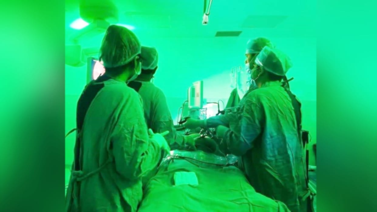Doctors of AIIMS Bilaspur removed huge gallstones by Open surgery