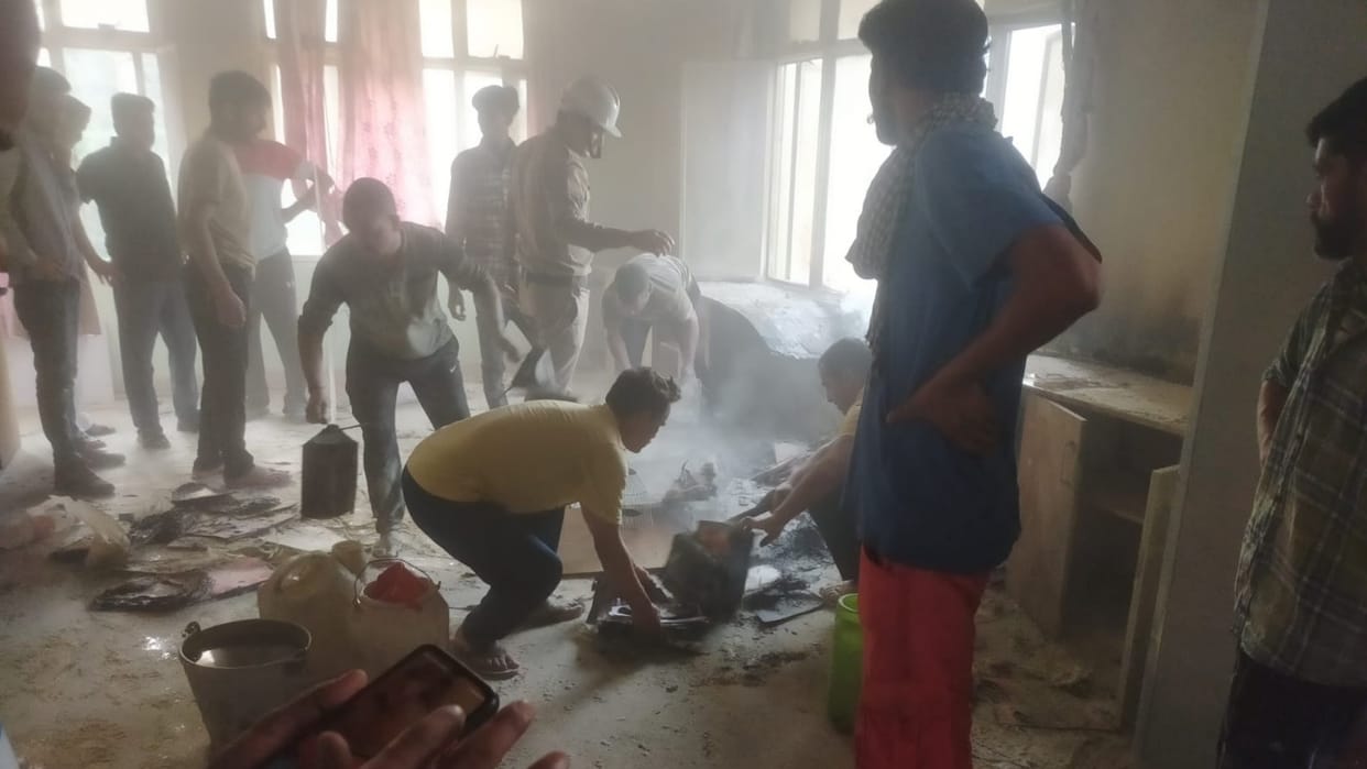 padhar mini secretariat sugam kendra license branch record gutted in fire