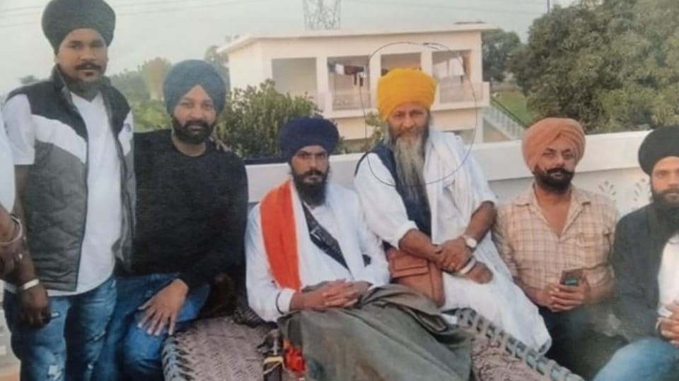 Punjab police arrested Amritpal Singh main aide Joga Singh from Sirhind
