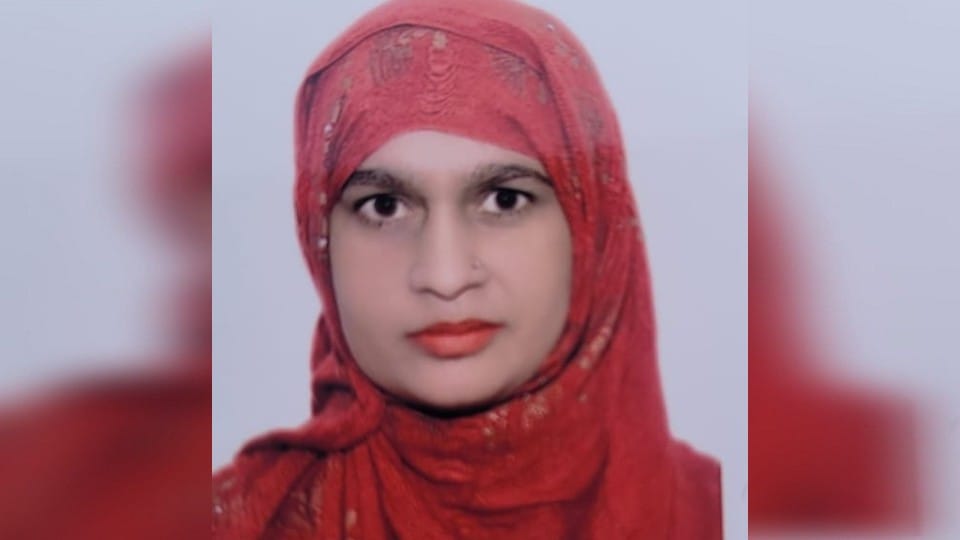 Rukhsana Begum will be mayor candidate from BSP in Firozabad Husband is SP leader