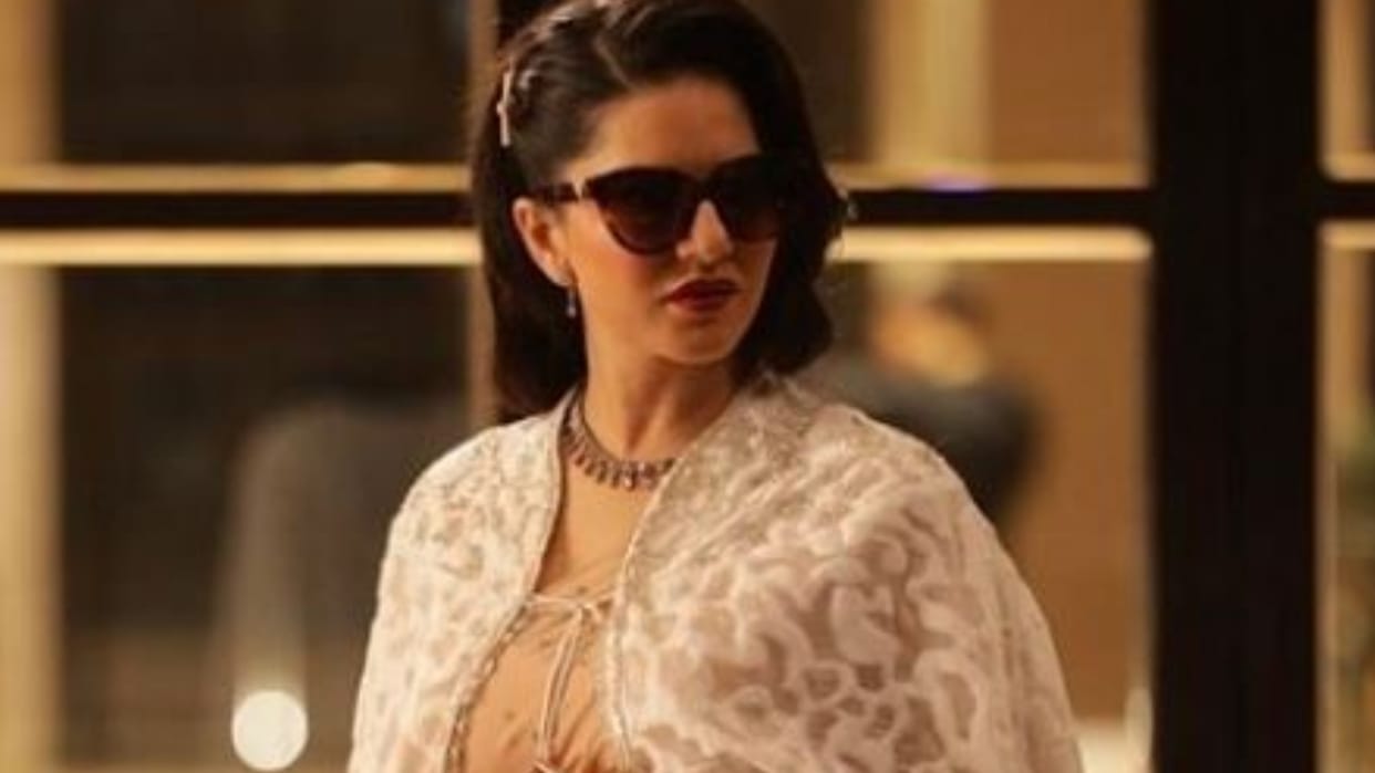 Anurag Kashyap shares intriguing first look of Rahul Bhatt Sunny Leone from his directorial Kennedy read here