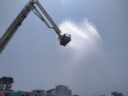 Varanasi: How to use smoke sensor to avoid incidents of arson, DG Fire told