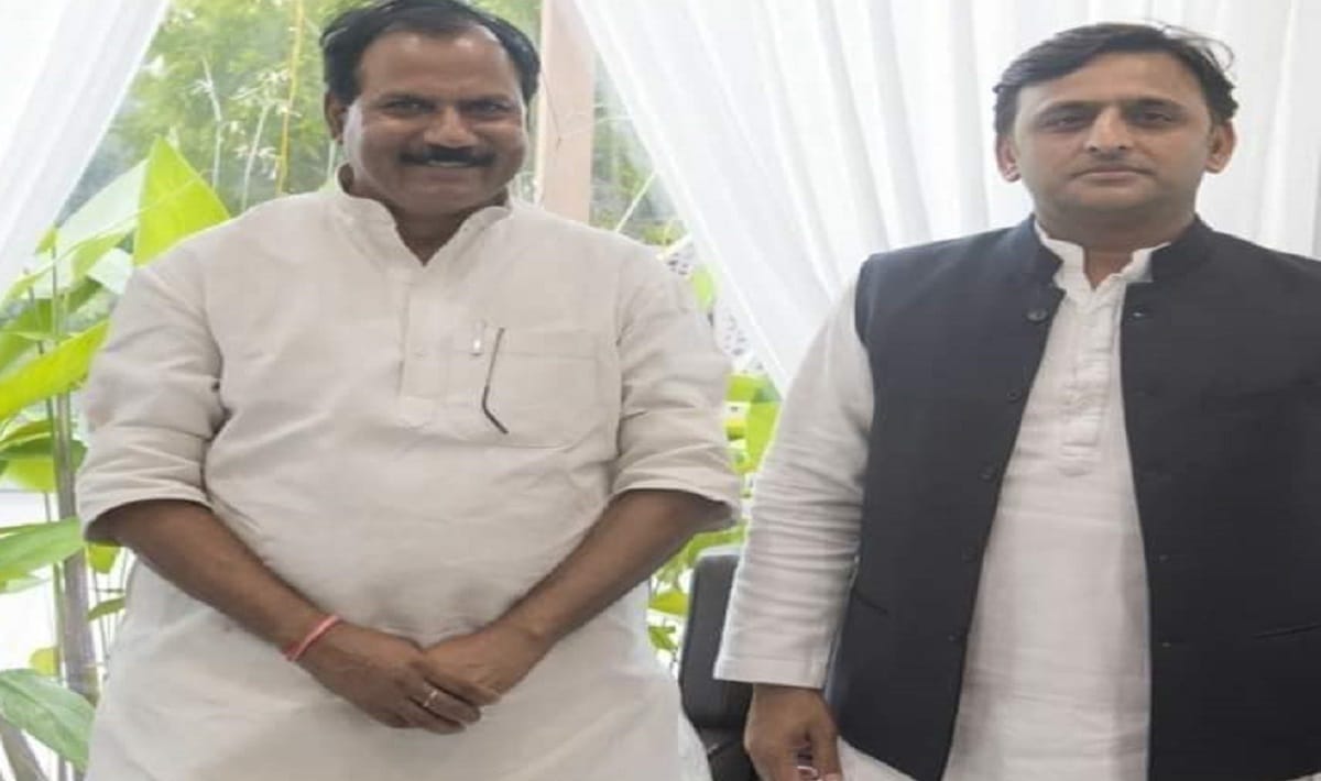UP Nikay Chunav 2023 varanasi samajwadi party mayor candidate Op singh know