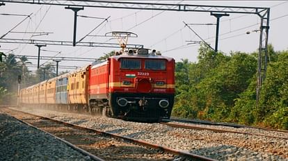 Water-logging on some sections of Northern Railway due to heavy rains; Many trains canceled