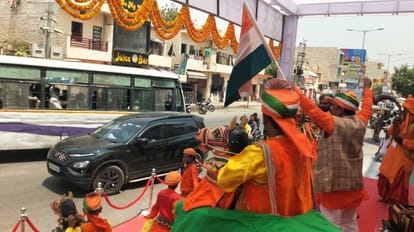 G20 Summit Varanasi: Shehnai at the airport and Dhobia dance at various places, G20 guests being welcomed like