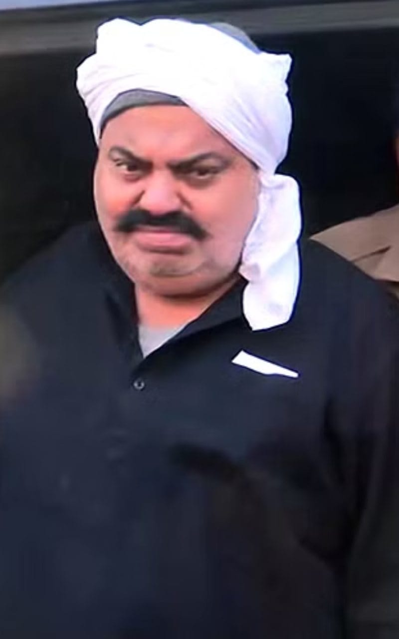 Mafia-turned-politician Atiq Ahmed and his brother Ashraf Ahmad shot dead
