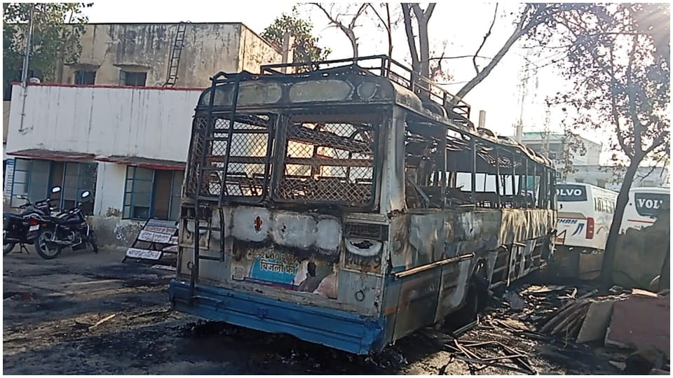 Fire broke out in bus parked at Hindaun City Depot in Karauli four bikes and a generator also burnt