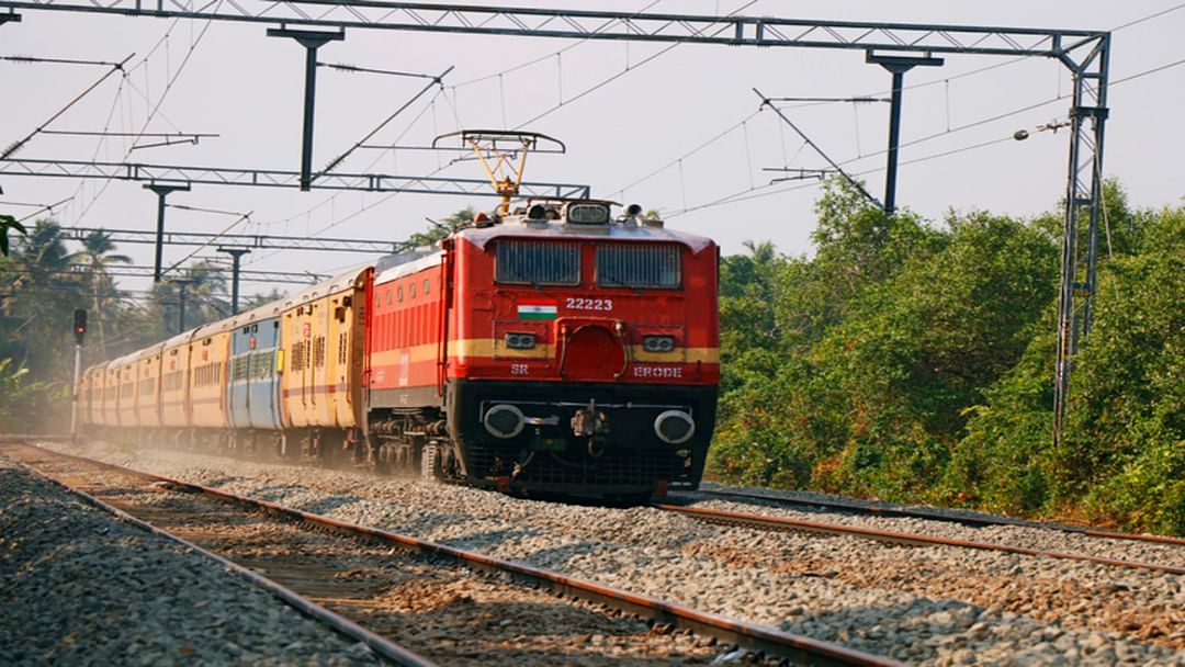 Love couple commit suicide by jumping in front of train in Rewari