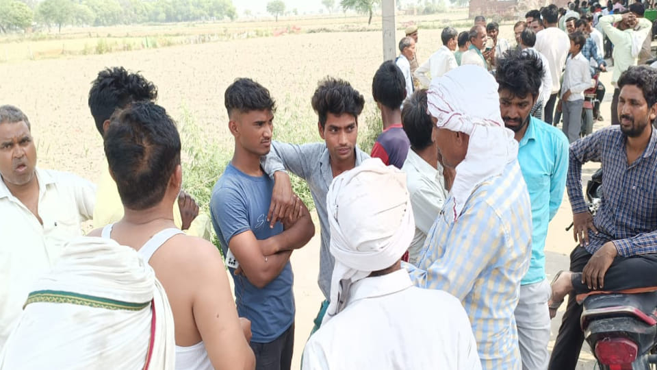 Live report from Kasganj house of shooter Arun involved in murder of Atiq and Ashraf