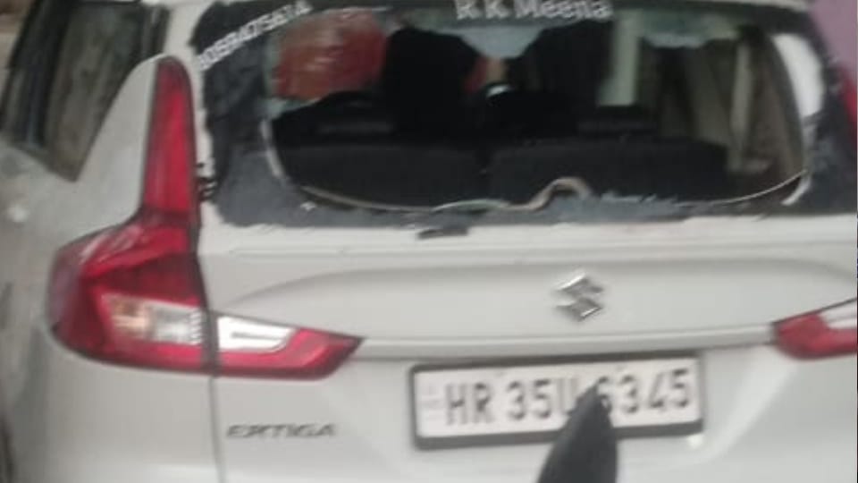 Windows of car parked outside house of ward councilor broken in Nangal Chaudhary