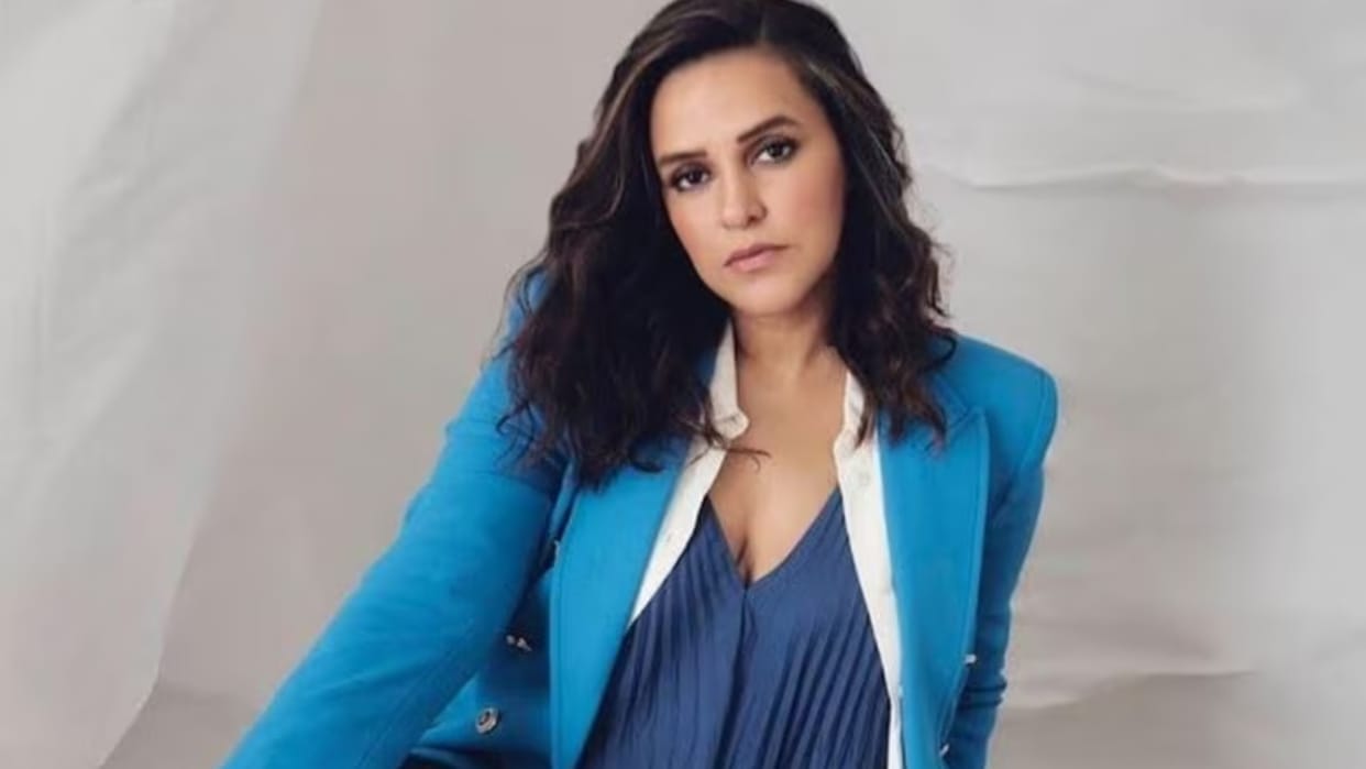 neha dhupia pregnant for third time fans spot baby bump again after mehr guriq angad bedi wife pregnancy news