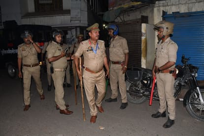 Atiq Ahmed shot dead High alert in Varanasi after the murder of Atiq-Ashraf Police kept patrolling till night