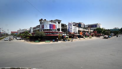 Atiq-Ashraf massacre: After three years, undeclared lockdown once again seen in Sangam city, silence remained