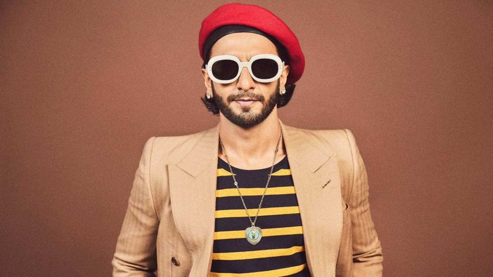 Bollywood Actor Ranveer Singh Birthday known unknown facts about actor life and career
