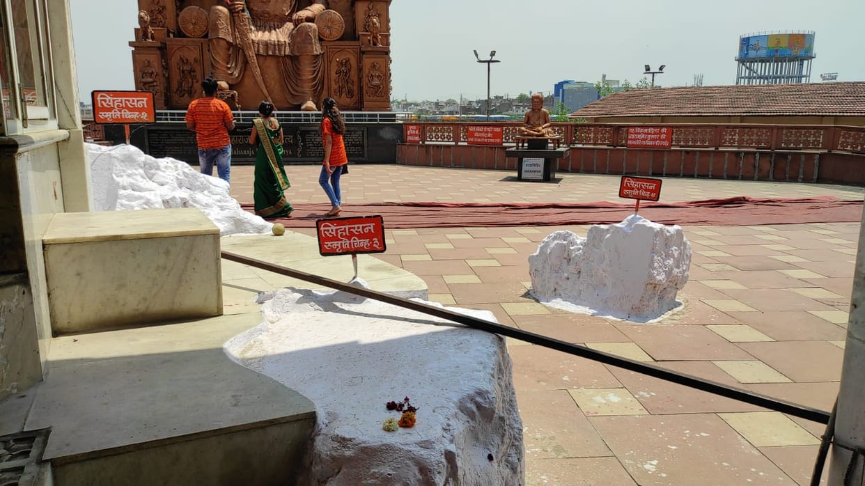 King Vikramaditya's throne is worshiped everyday in Ujjain