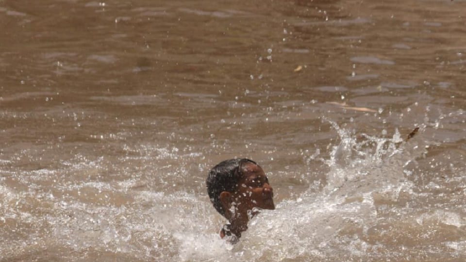 Chances of rain and snowfall in Jammu Kashmir for four days, mercury in Jammu 38 degrees