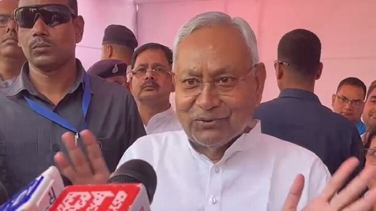 Bihar Hooch Tradegy : शराब से मरने वालों के परिवार को भी मिलेंगे 4 लाख, CM नीतीश ने नए आधार पर की घोषणा