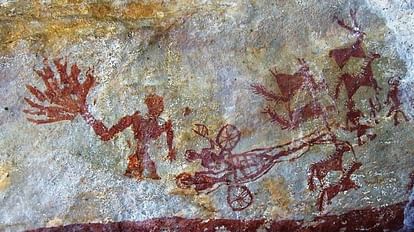 25 thousand years ago primitive man made pictures on the mountains shail chitra