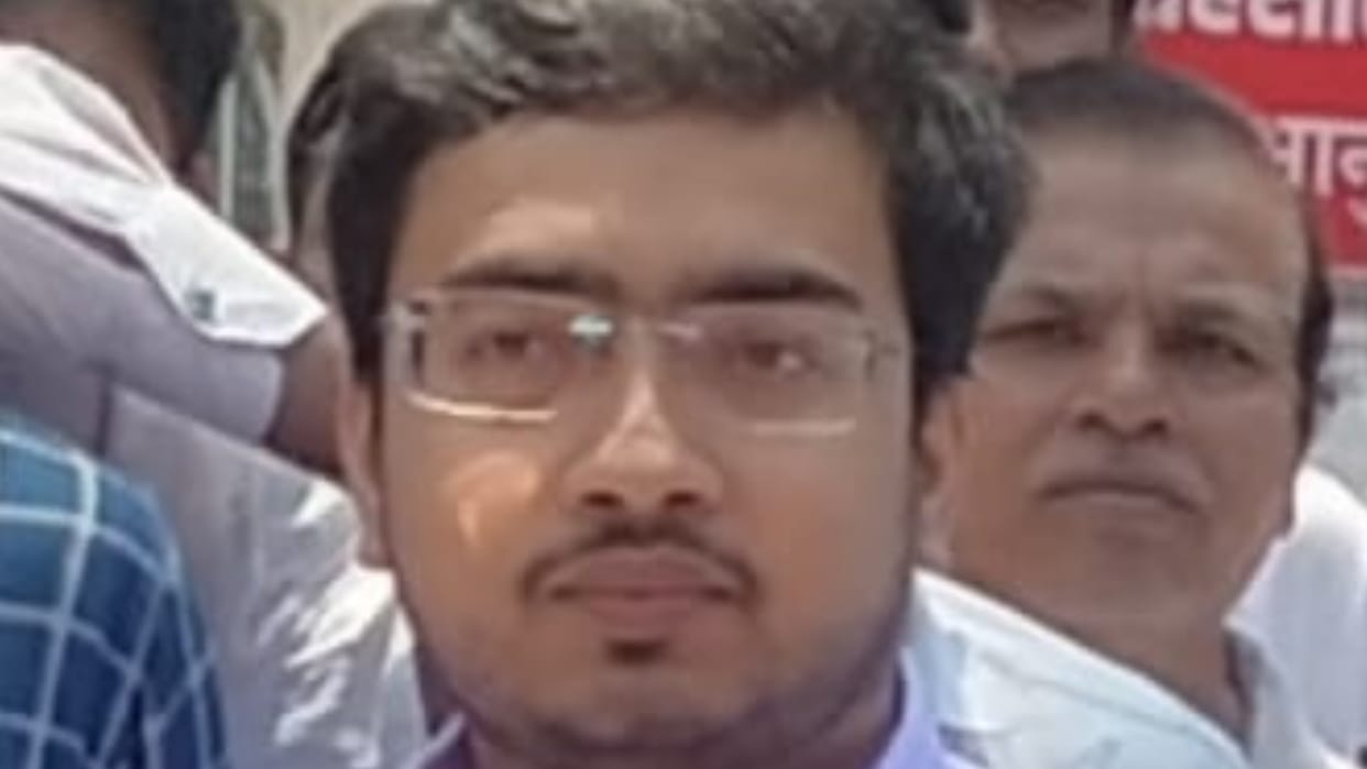 chhattisgarh ias and Bhanupratappur SDM threatens to beat kanker sarpanch's husband, audio viral