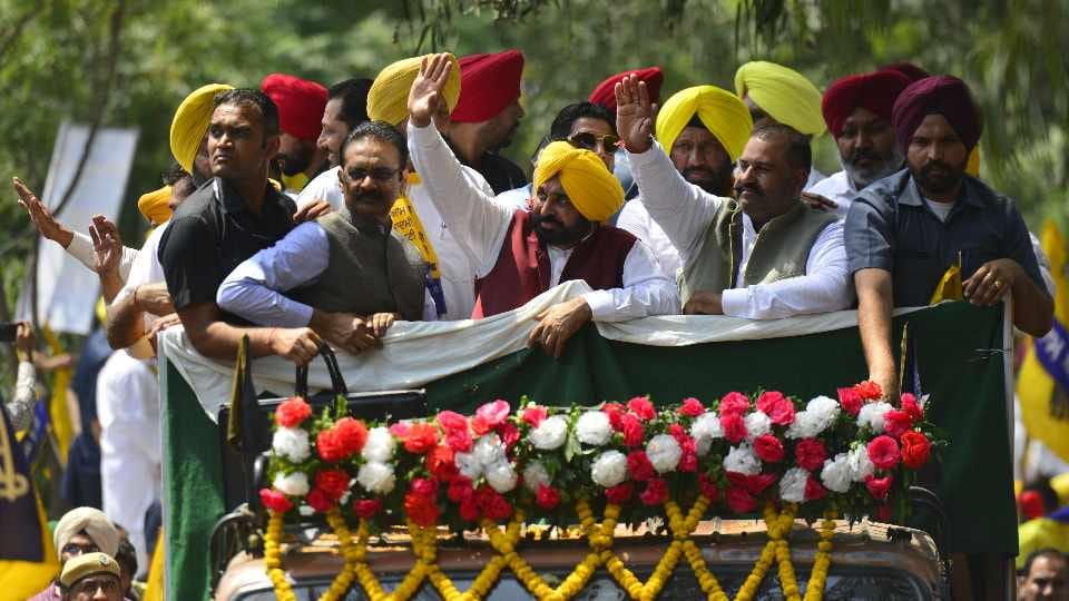 AAP candidate Sushil Kumar Rinku filed nomination for Jalandhar bypoll