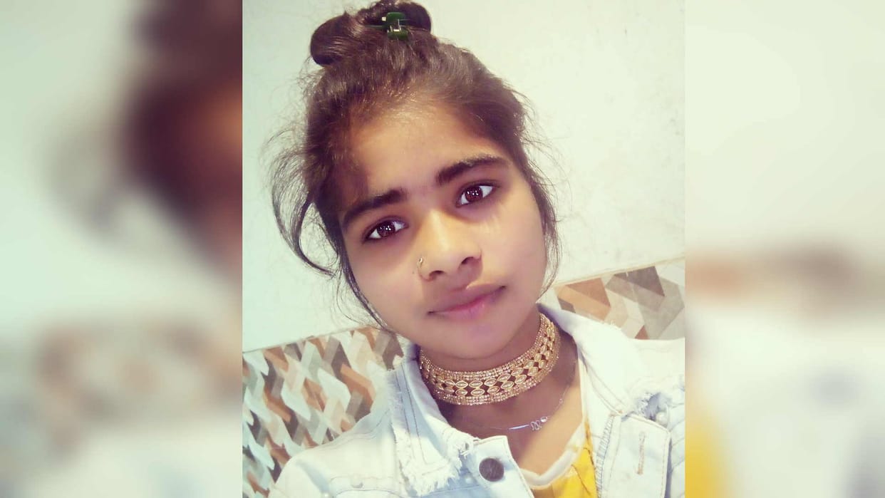 Fed up with Shohde chatting student committed suicide