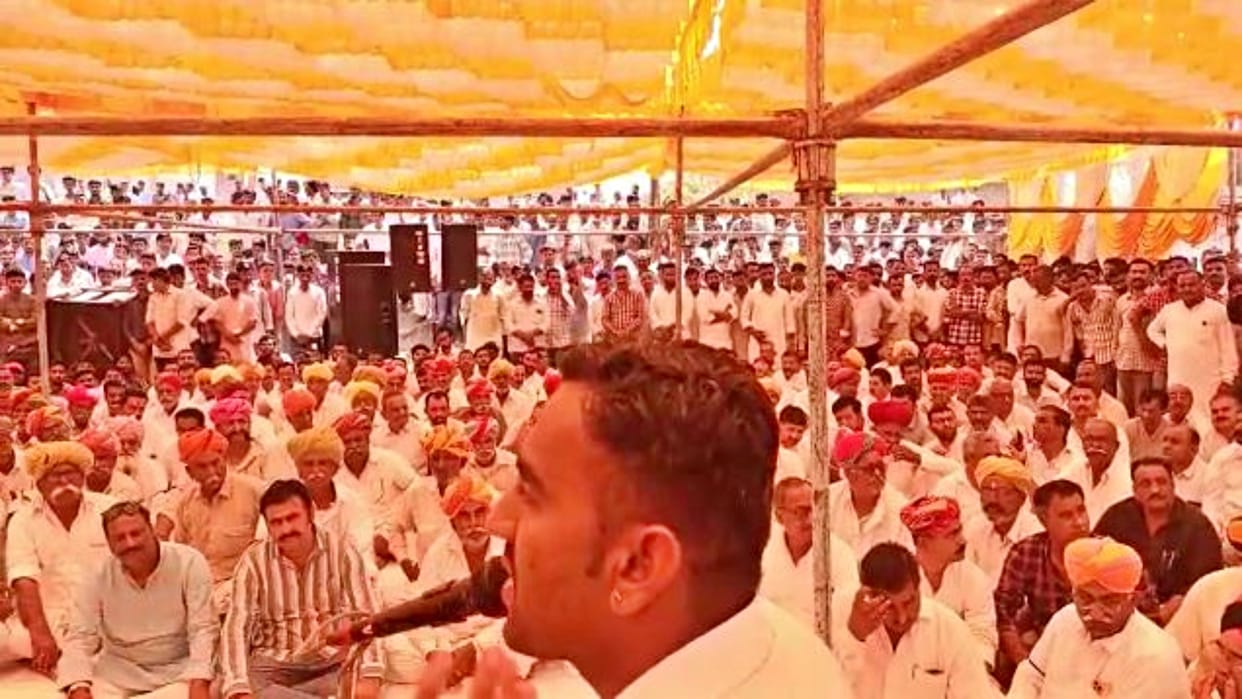Kojaram Meghwal murder case People from four districts came to protest at Barmer District Collectorate