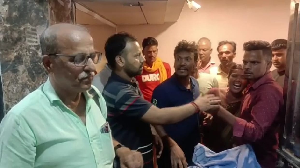 Relatives accused the management of cheating on the death of a patient in a private hospital in Bhagalpur